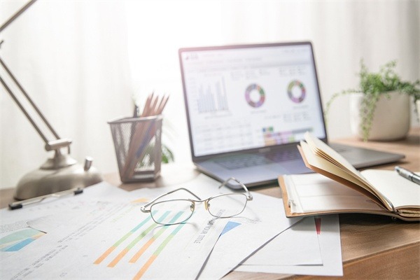 股权转让的作用：激励人才、分散控制权与加快资金流动？