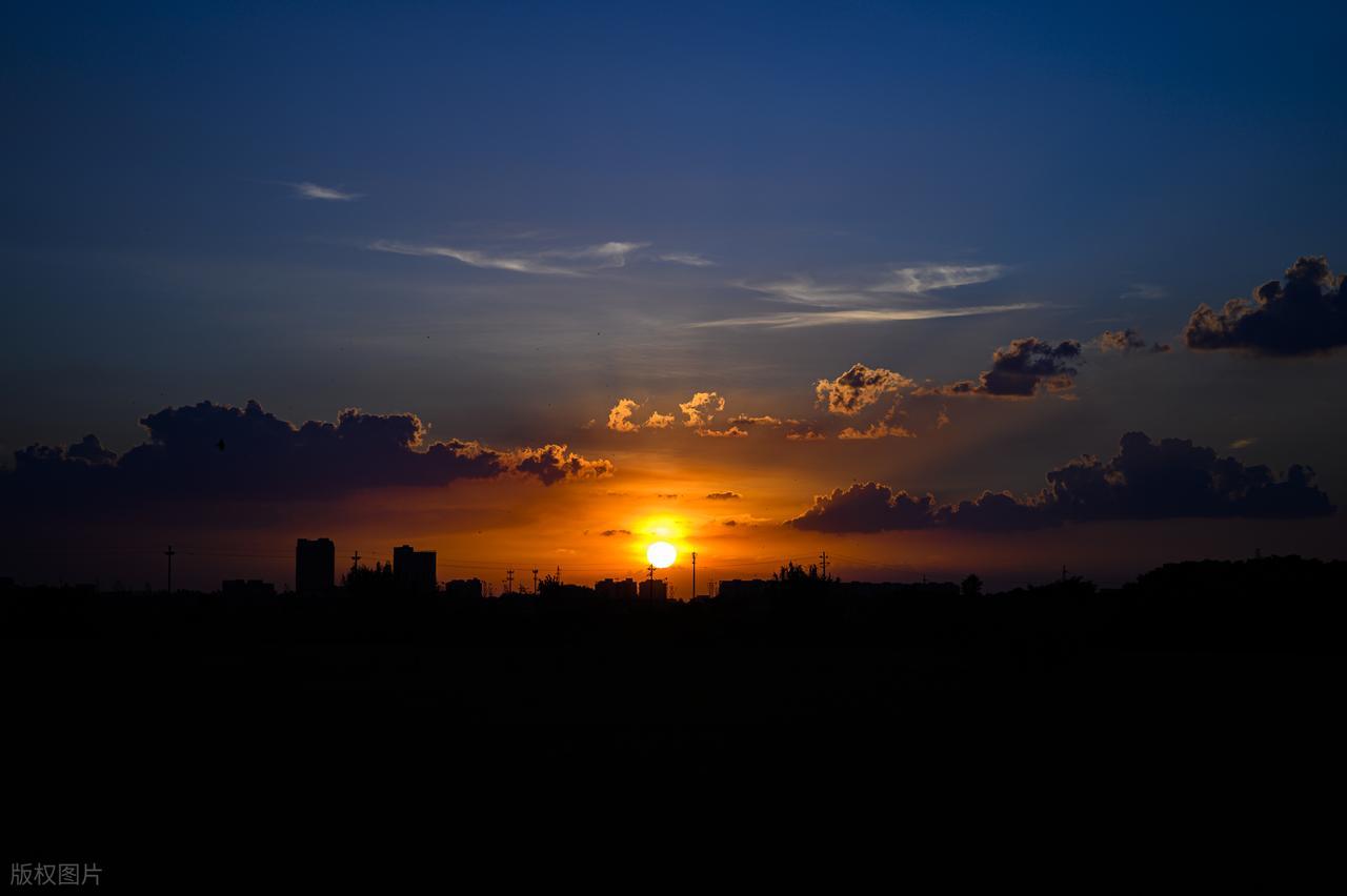 _ 炒股发财技巧 _现在股票可以当天买卖