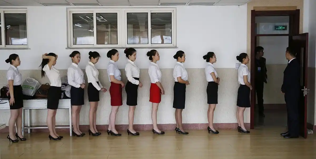 空姐选拔标准详解_做空姐需要什么条件_成为空姐条件要求