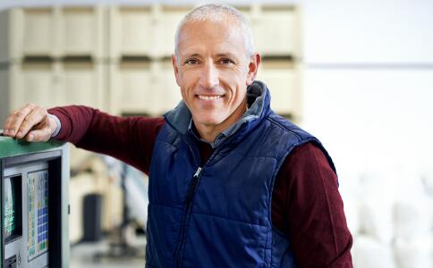 有没有男装搭配技巧的网站或微博_男士服装搭配技巧_型男穿衣搭配建议