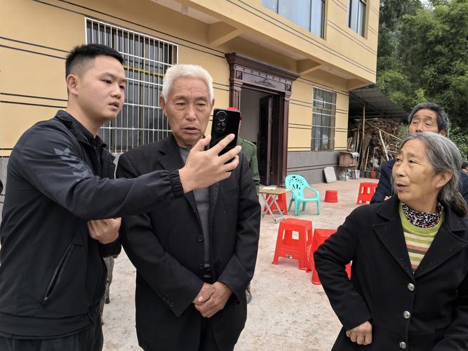 成都产业资本集团董晖_国金证券董晖任_成都国金证券股份有限公司