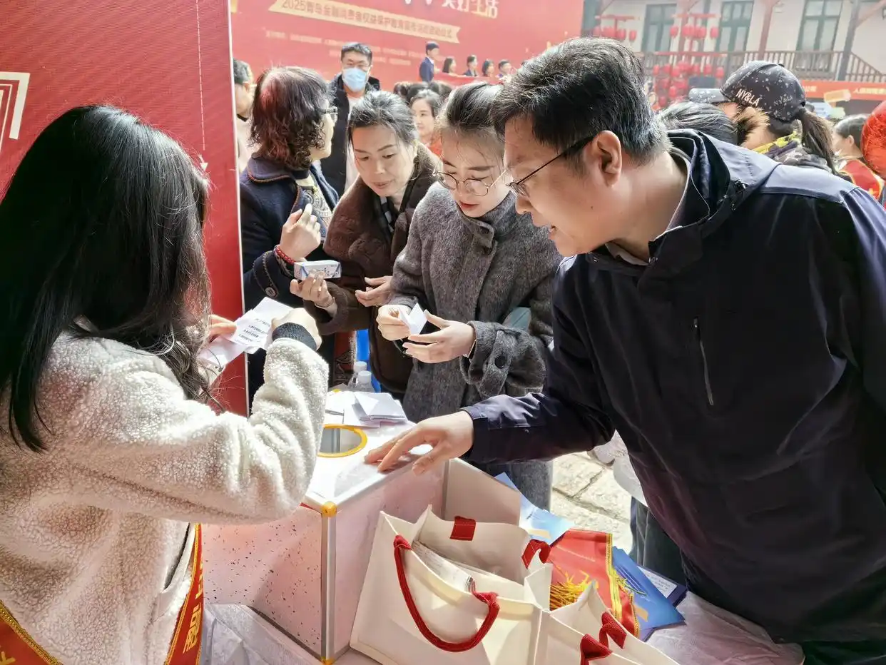 海尔消费金融名下小贷_AI驱动的消费金融服务_海尔消费金融公司